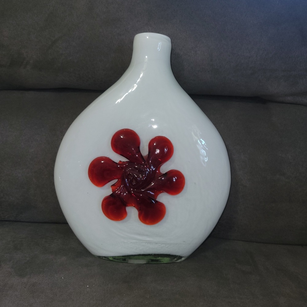Pier 1 Art Glass Small Mouth Vase White Cased Applied Red Amberina Flower 11"